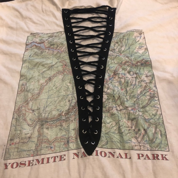 NWOT - LF one of a kind lace up T-shirt - Picture 2 of 6